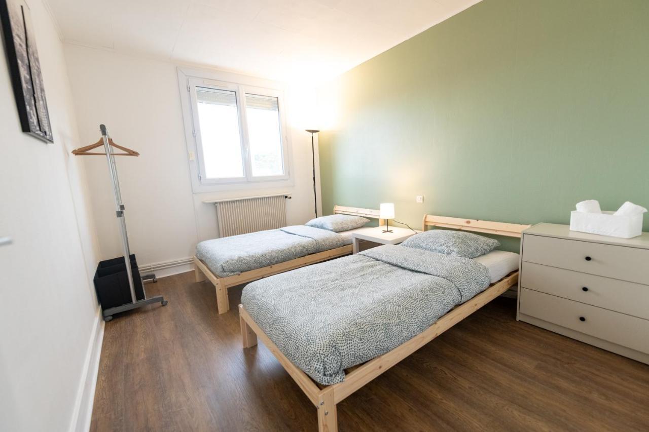 Robespierre - Tout Equipe & Calme - Tv Et Wifi Saint-Etienne  Exterior photo