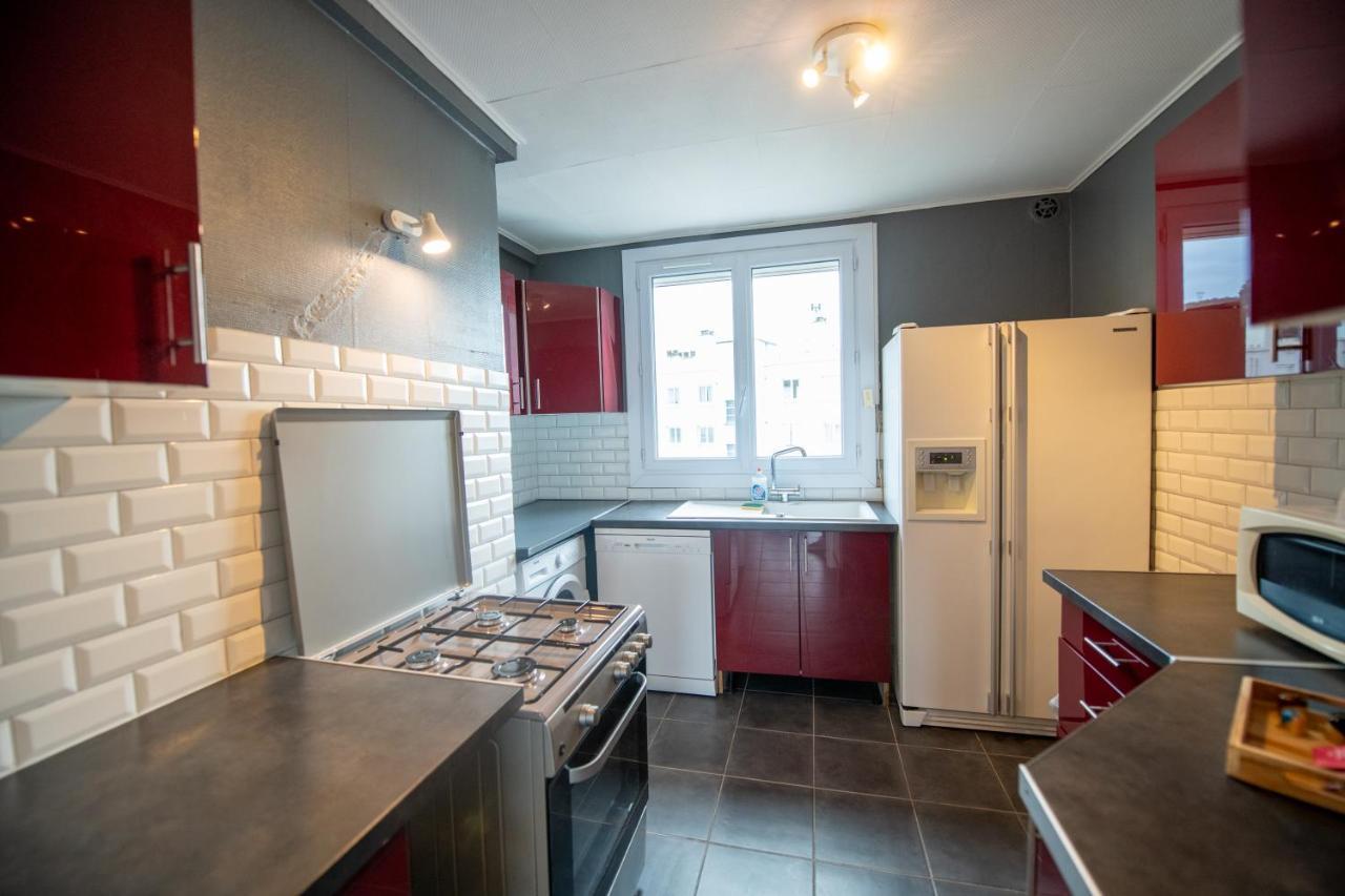Robespierre - Tout Equipe & Calme - Tv Et Wifi Saint-Etienne  Exterior photo